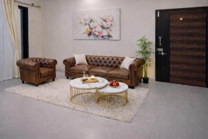 Bright Balcony 2BHK Family Stay Near Thane Mulund