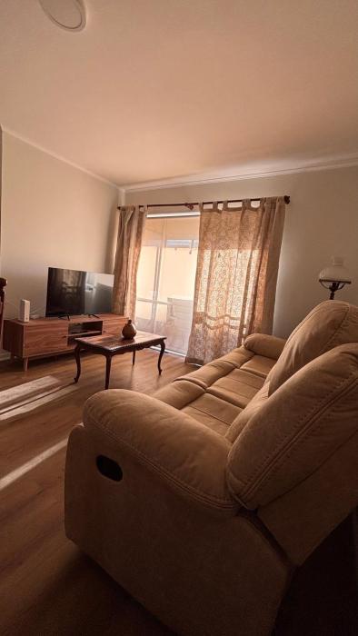 Departamento calle España, Frente a Centro Comercial