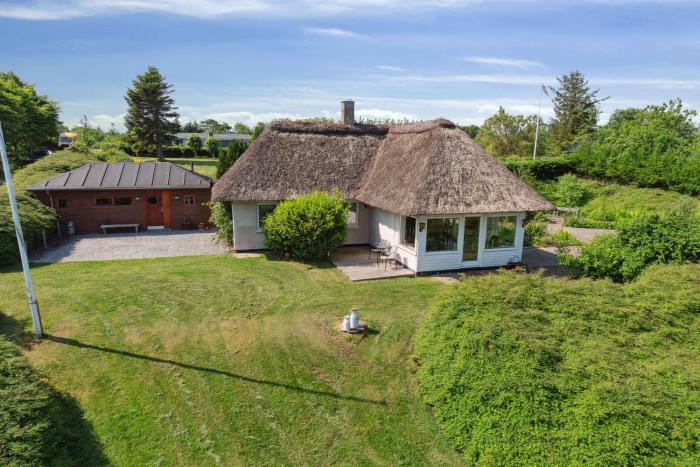 Cozy Farmhouse With Fantastic Surroundings