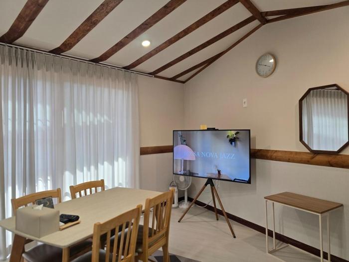 Jeju Jajangjajang Pension