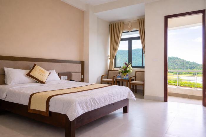 Khách sạn Huân Hạnh