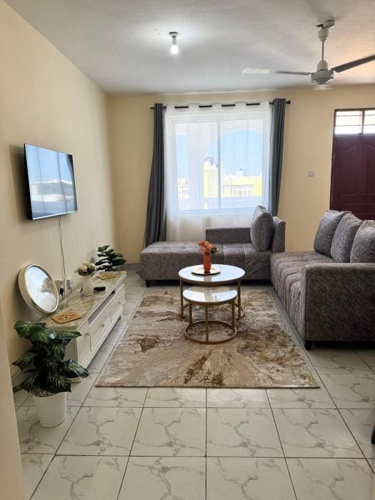 Homes by Ava, Cozy 3BDR Apartment in Shanzu, Walk to the beach