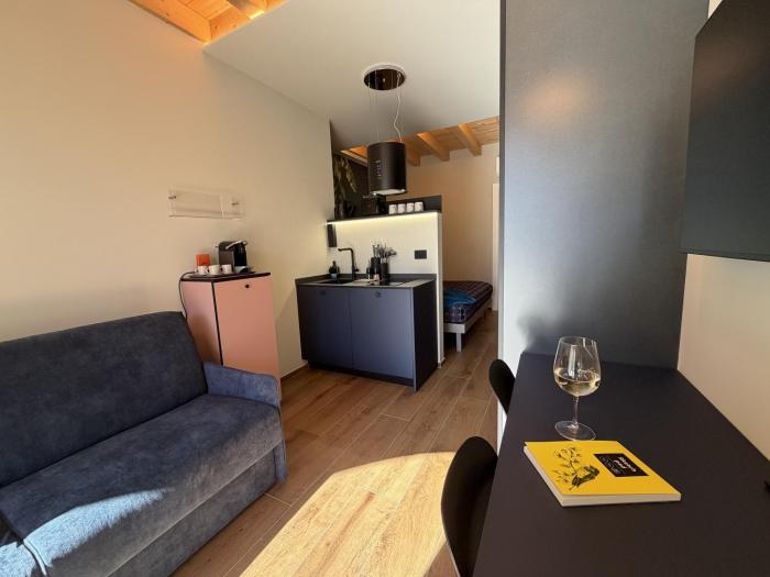 Acqua - Franciacorta and Lake - Love Italy Homes