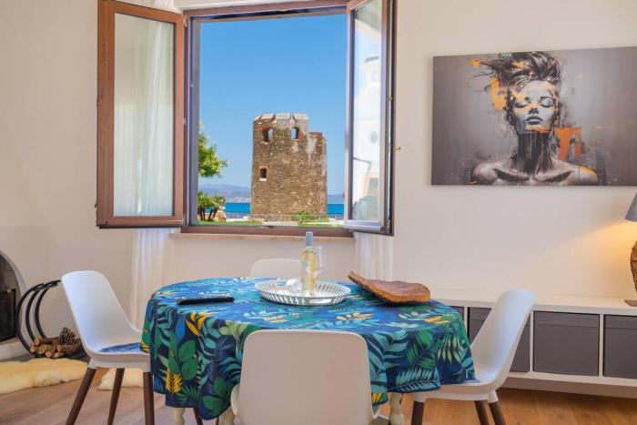 The Tower Retreat – Santa Lucia - Holiday Home