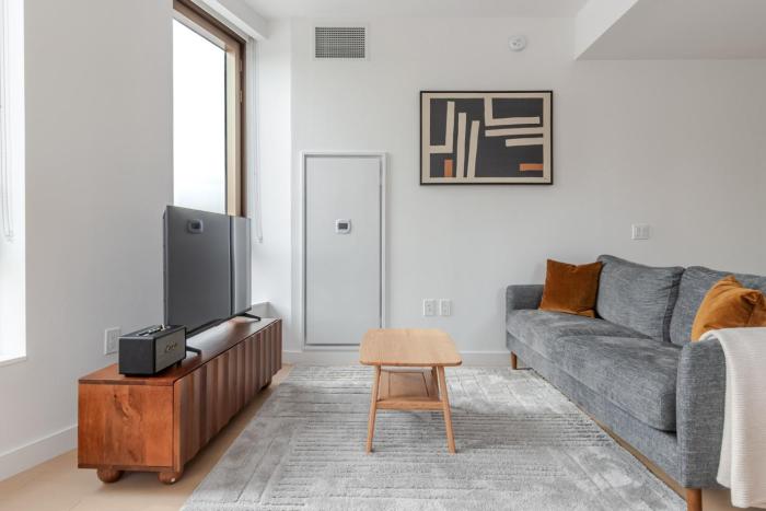 Blueground Southside rooftop pool nr East River NYC-2137