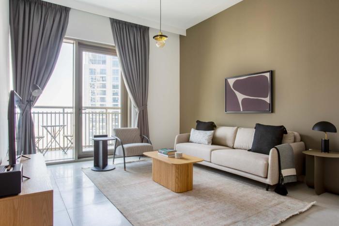 Blueground Dubai Creek Harbour balcony gym DXB-1171