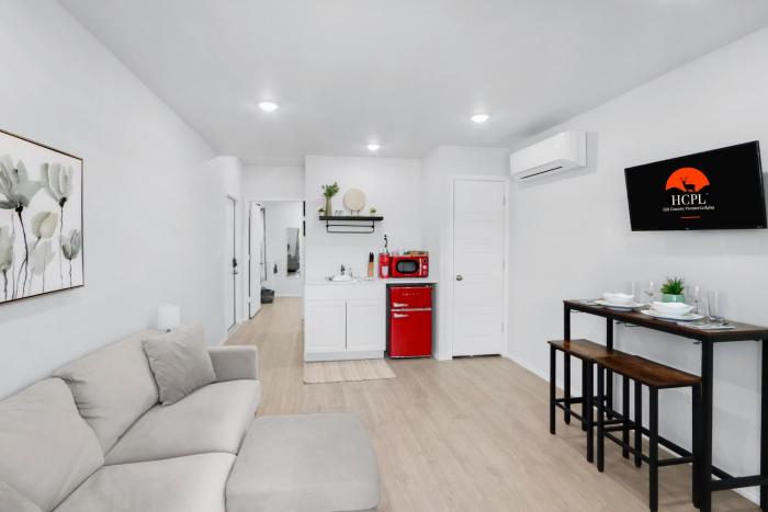 The Container Retreat - 4A.