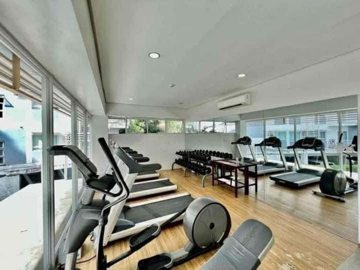Cozy unit in mivesa garden residence