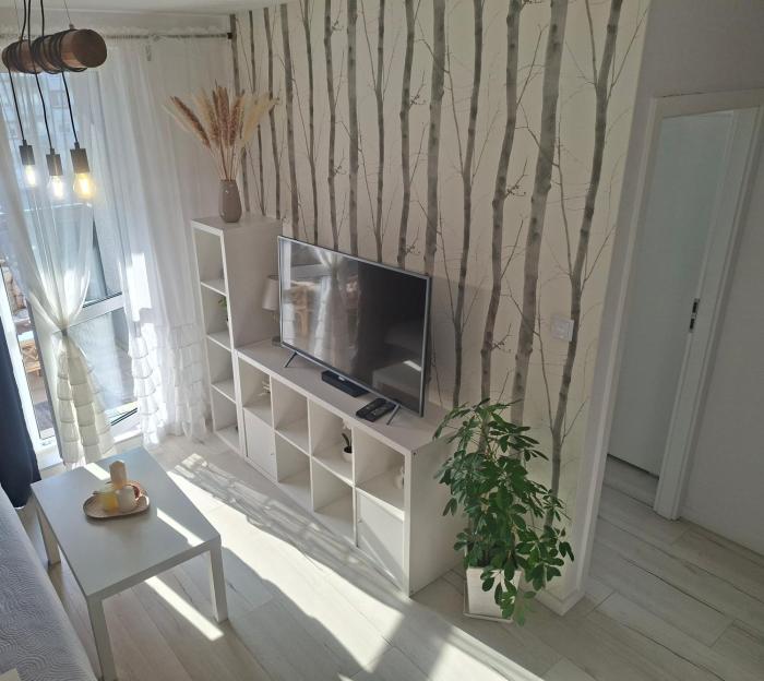 Apartament przy Pileckiego z dużym balkonem