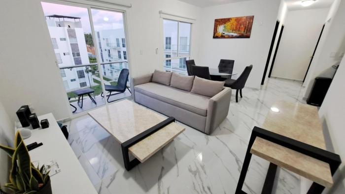 Modern apartment in Diamante with pool