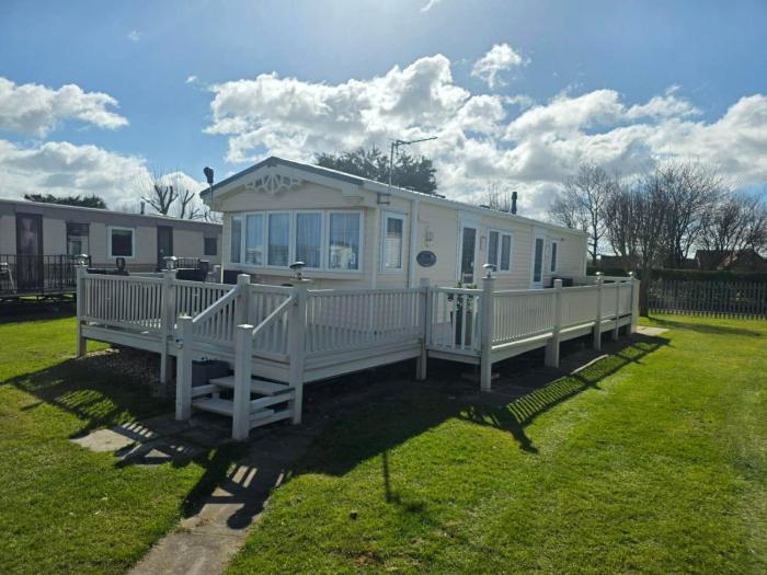 Millfields caravan park I9