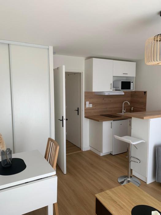 Studio moderne proche hôpital, université, centre-ville et circuit 24h du Mans