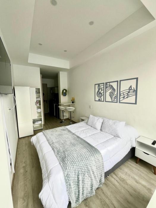 Beautiful Apartment in North Bogotá, Clinica Blue