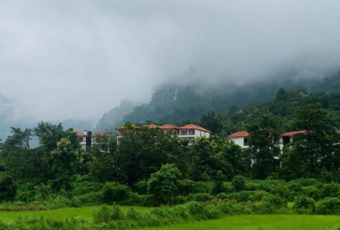 HOLIDAY MAIYAAN, DHAMNI Karjat
