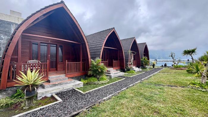 Arkatama Lumbung Bali Kintamani with Lake View
