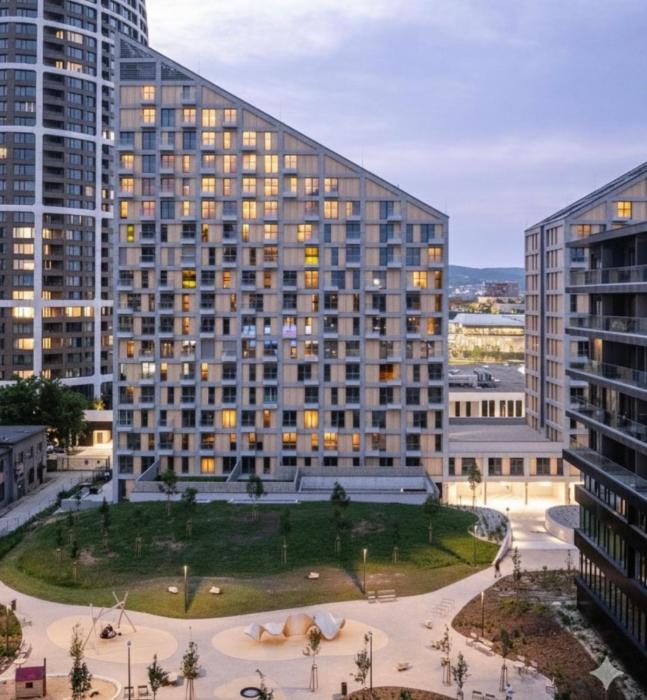 Urban Core Apartments - Cozy & Central