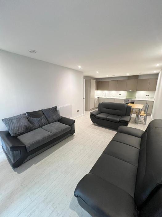 The Slough Residence - 2 Bedroom