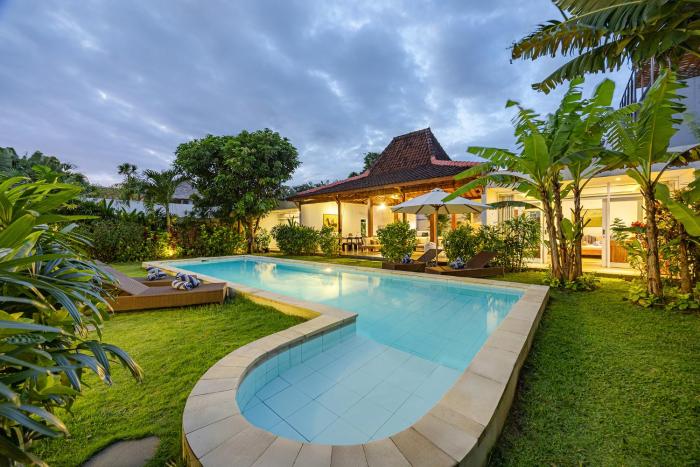 Villa Mitsouko by Optimum Bali - 800 m to Beach - 5 min Seminyak & Canggu