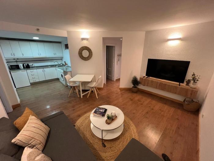 Central Apartment, Bright and Spacious