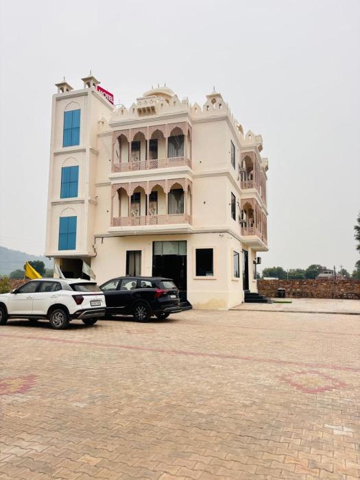 Eco Fort Hotel and Resort