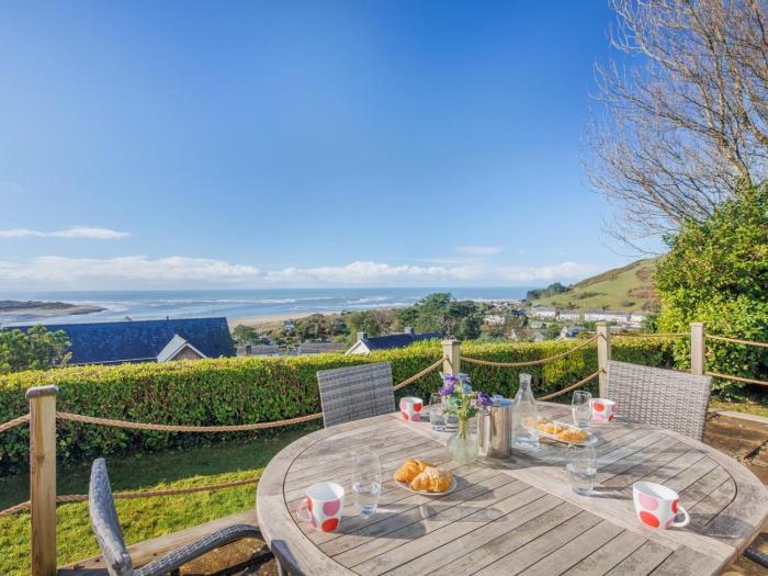 4 Bed in Aberdyfi oc-dy013