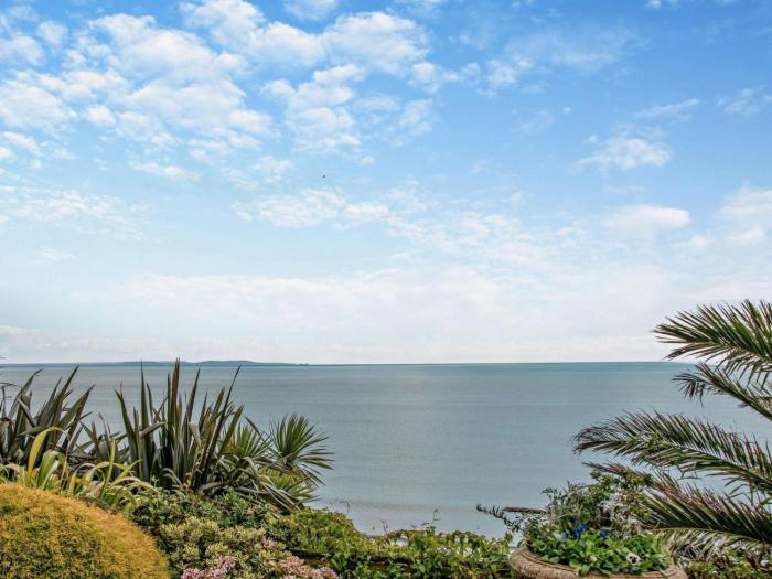2 Bed in Tenby oc-fb229