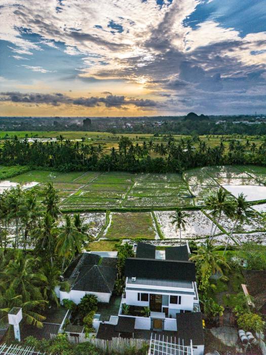 Villa Balinese Elite Sanctuary by Dhananjaya Hospitality