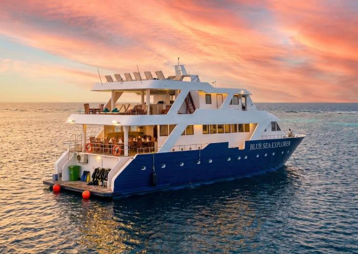 Blue Sea Explorer