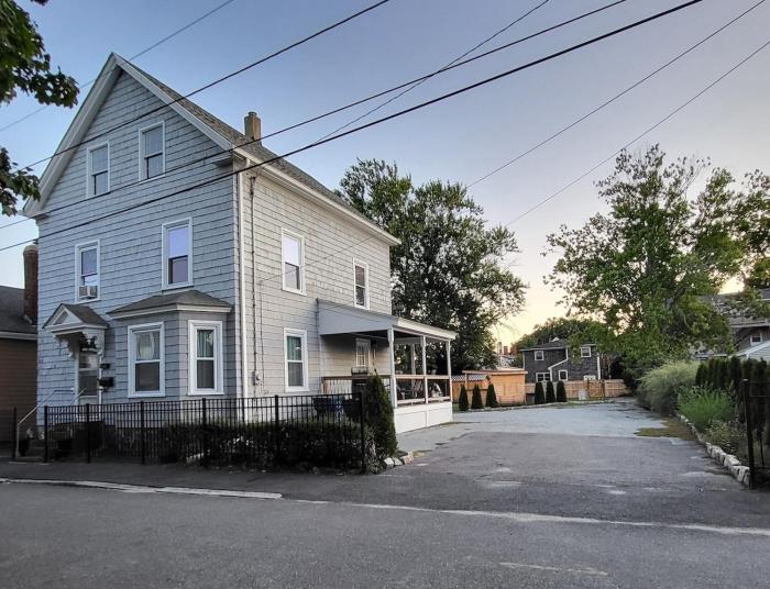 The Upham House in Salems Historic North Fields