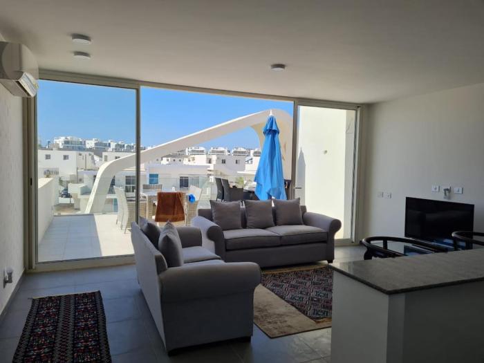 Fouka Bay Penthouse on lagoon