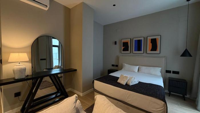 Suites 43 Juan Llorens