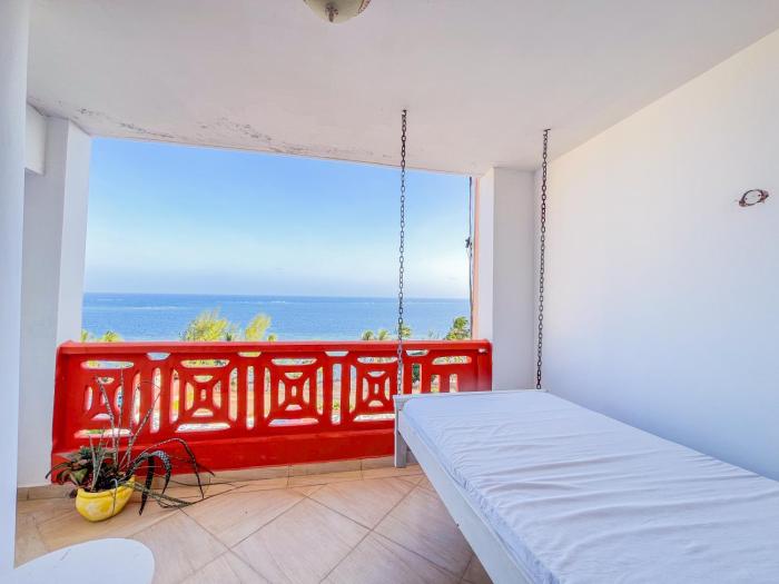 Omega Beachfront Luxury Apartments