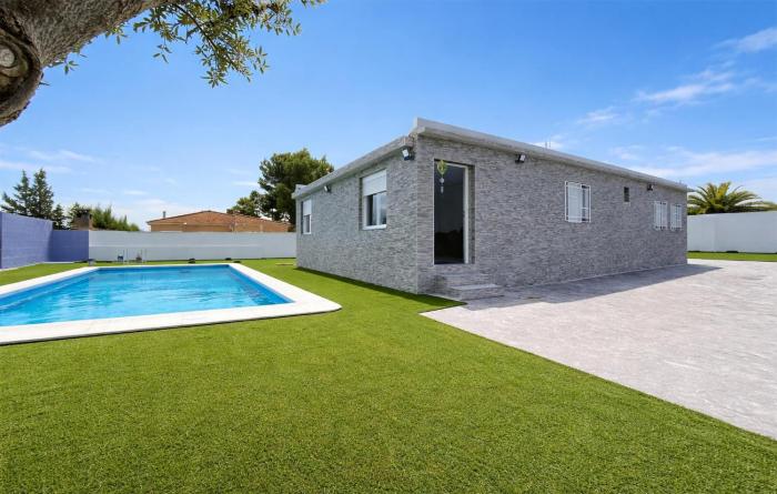 Gorgeous Home In Villamarchante