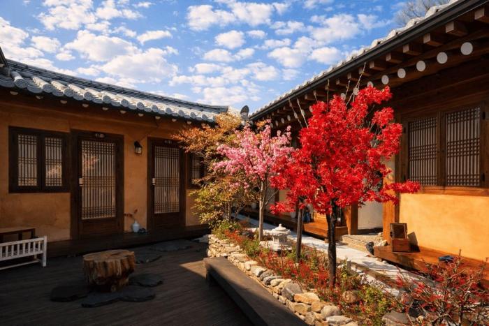 Jeonju Myeongga Hanok