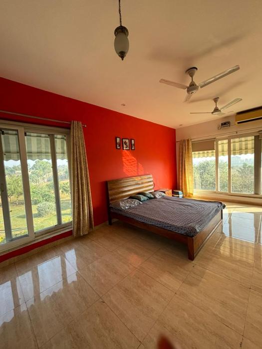 Haven Farm Stay , Pool , Cricket , 3BR , NCR