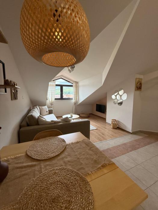 Carlsons 1BR 200m Gondola Home2Host