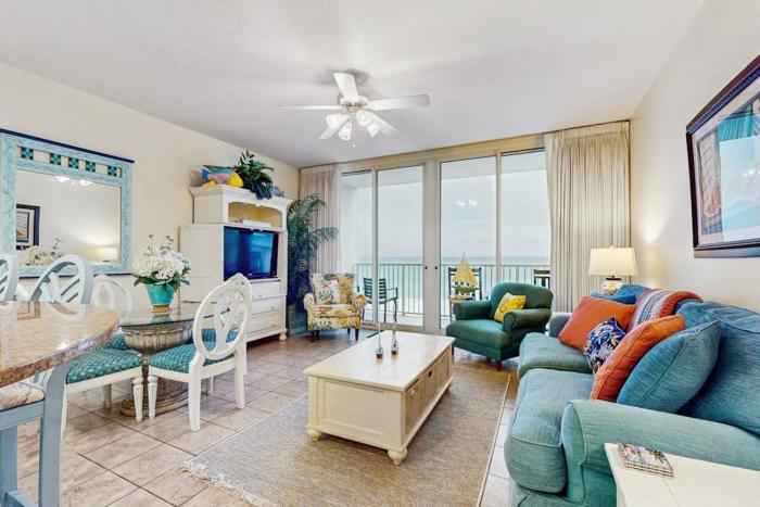 Waters Edge 408