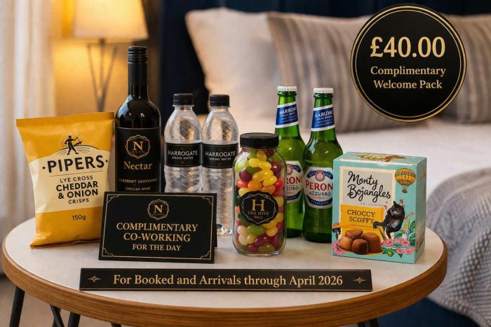 The Plaza, King 1 Bedroom Suite by The Hive WA1