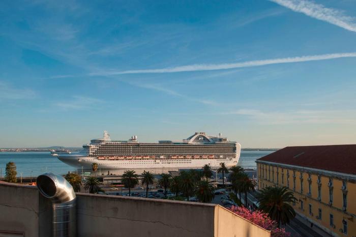 Light Green Apartments - Downtown Lisbon