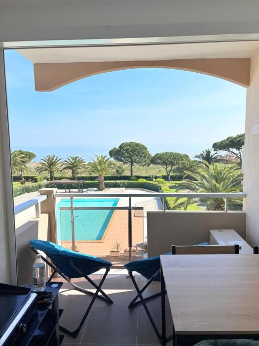 St Cyprien appartement superbe vue piscine et mer