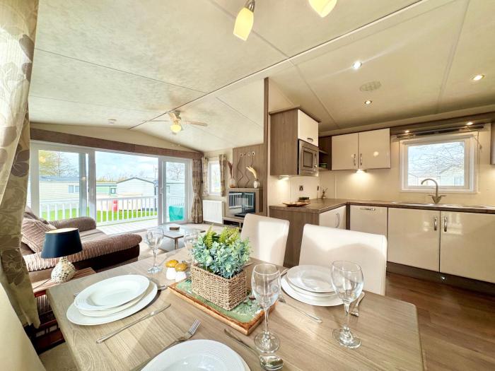 Oaklands Holiday Park