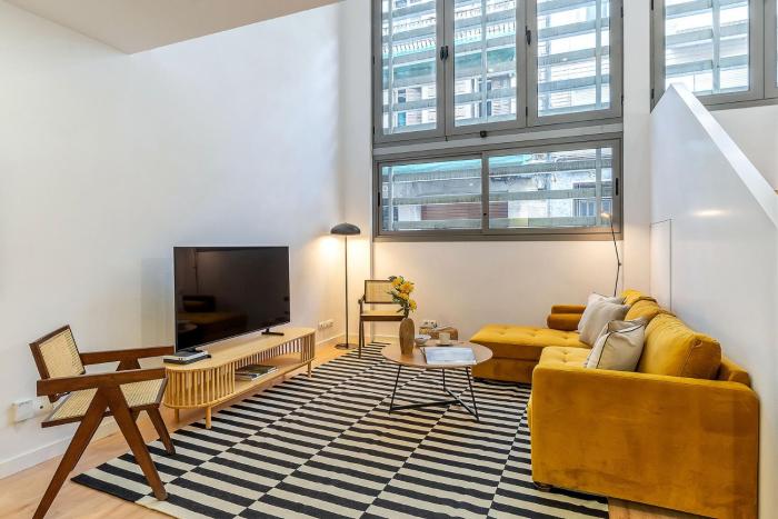 4256 - AB Les Corts BI