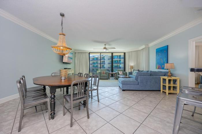 Phoenix on the Bay 1326 condo