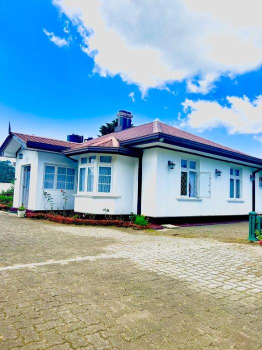 Hill Cliff Bungalow