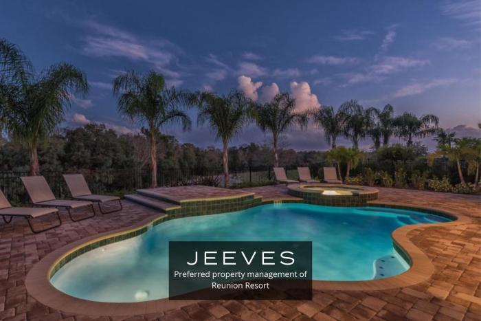 Spacious 13 Bdrm Oasis with Large Pool and Deck at Reunion