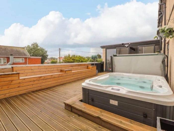 Penthouse apartment in the heart of towyn