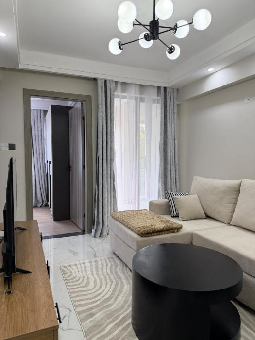 Cozy Private 1BR with Extra Bed and Workspace