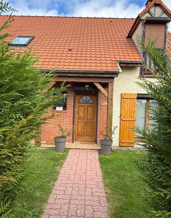 Maison avec jardin et parking privé 8 pers