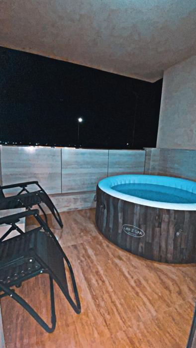 Jacuzzi home