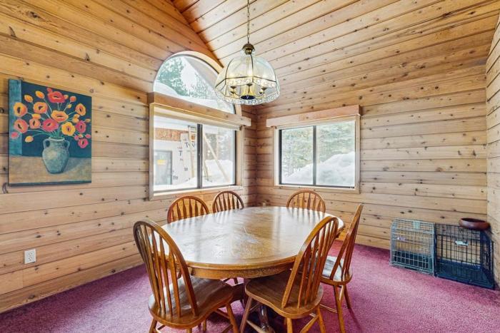 Adventurous McCall Cabin Near Payette Lake
